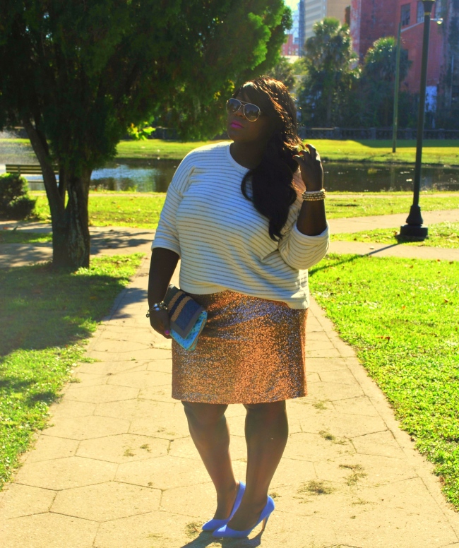 Musings of a Curvy Lady, Plus Size Fashion, PS fashion blog, PS Blogger, Sequined Skirt, Blue suede shoes, casual chic, plus size skirts
