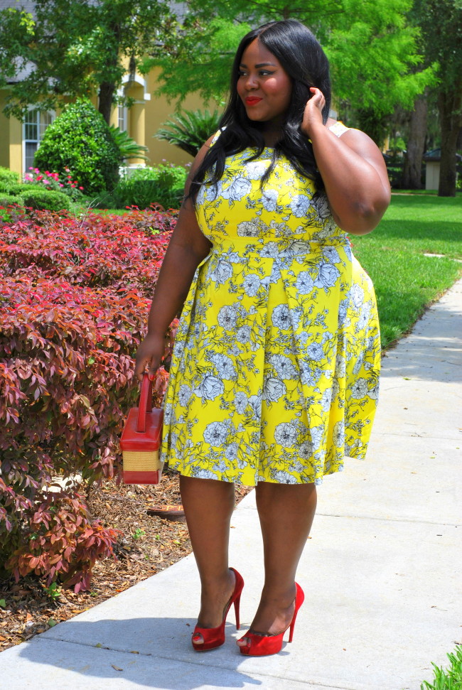 Musings of a Curvy Lady, Plus Size Fashion, Fashion Blogger, Plus Size Fashion, Poppy & Bloom, Yellow