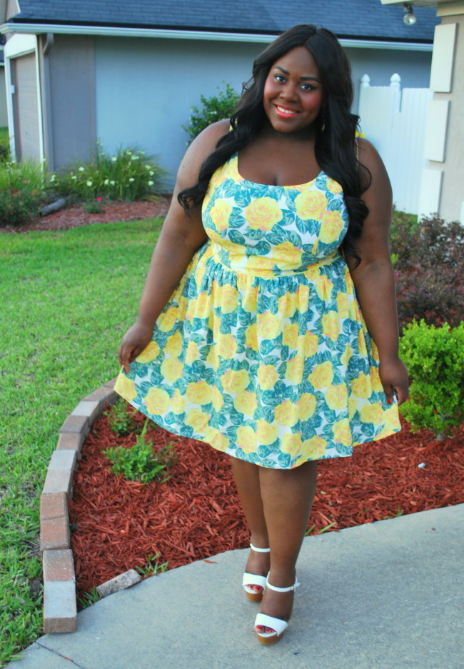Musings of a Curvy Lady, Plus Size Fashion, Fashion Blogger, Charlotte Russe Plus, Floral Print, Fit and Flare, Summer Outfit, Women's Fashion