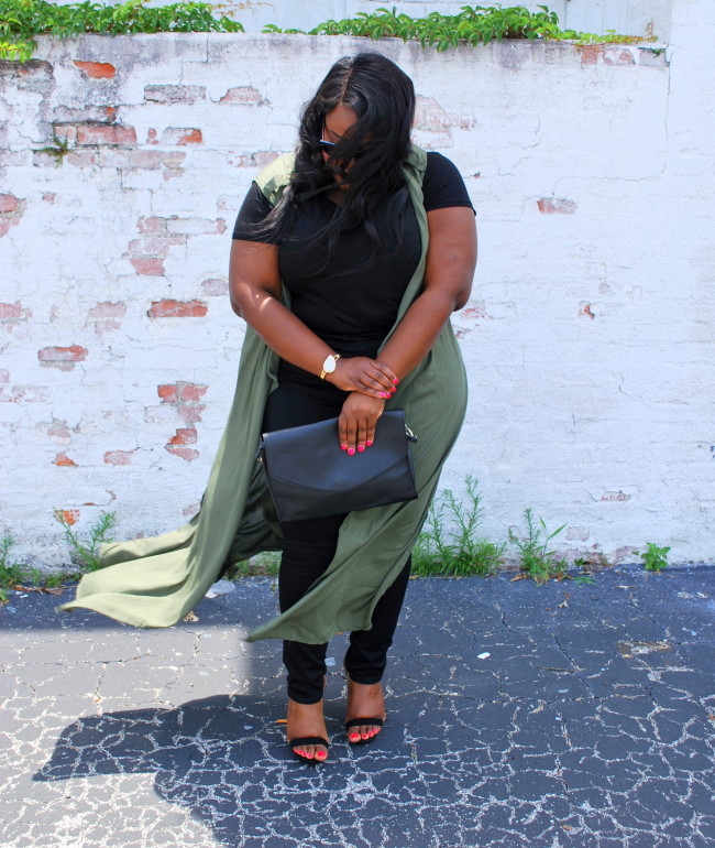 Musings of a Curvy Lady, Plus Size Fashion, Fashion Blogger, Kim K inspired, all black outfit, duster vest outfit, Charlotte Russe, Charlotte Russe Plus, Charlotte Russe It Girl, Women's Fashion, Plus Model, Style Hunter, The Outfit