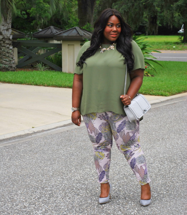 Musings of a Curvy Lady, Cool Gal Blue, #CoolGalTHAMARR, Fashion for the Majority, Plus Size Fashion, Fashion Blogger, Olive Chiffon Top, Palm Printed Pants, Women's Fashion