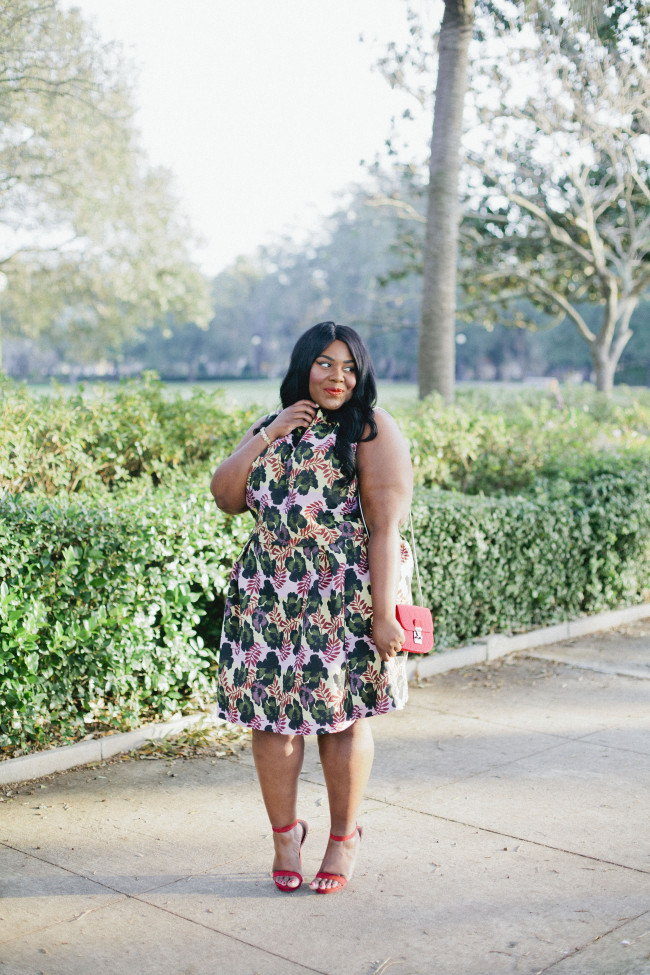 Musings of a Curvy Lady, Plus Size Fashion, Fashion Blogger, Curvy Style, Simply Be UK, Simply Be, Crop Top, Full Skirt, Alice and You, Floral Print, Bold Print Outfit, Women's Fashion, OOTD, StyleWatch Magazine, #REALOUTFITGRAM, #MCBEAUTYROADSHOW