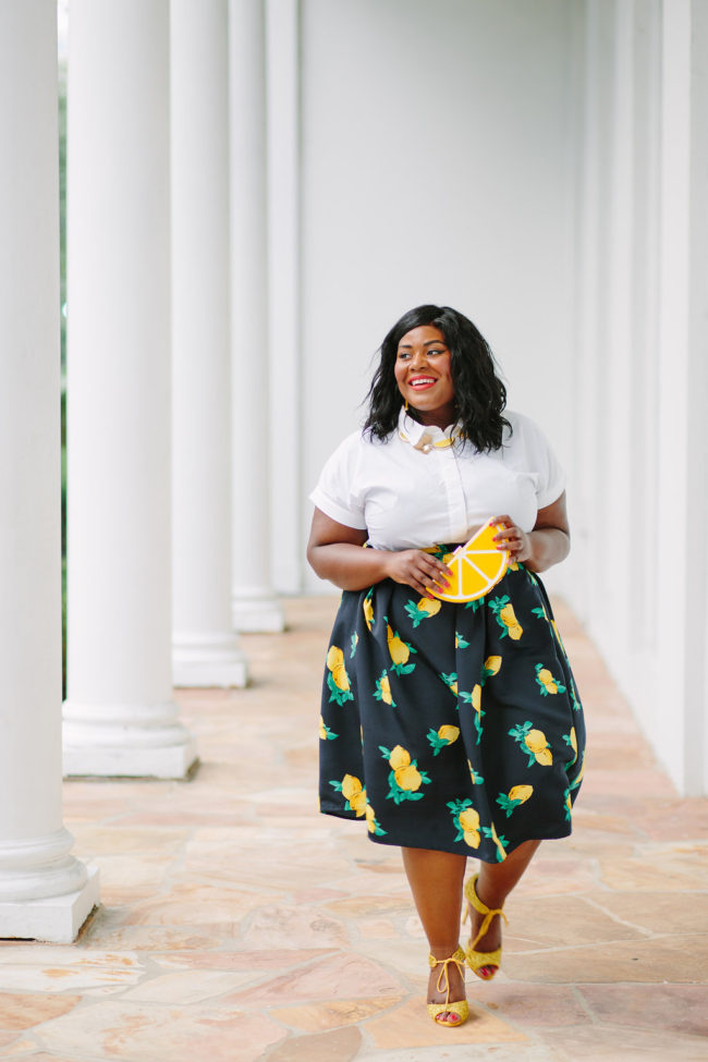 Musings of a Curvy Lady, Plus Size Fashion, Fashion Blogger, Style Blogger, Women's Fashion, NY and Company, Eva Mendes, Lemon Print, Lemon Clutch, Lemon Print Skirt, The Outfit, StyleWatch Magazine, Style Hunter, Real Women Style