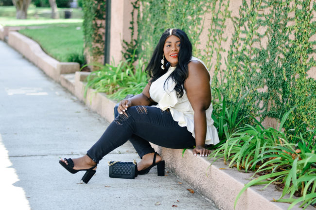 Musings of a Curvy Lady, Plus Size Fashion, Fashion Blogger, Fall Fashion, Women's Fashion, Fall Outfit Ideas, Simply Be, Who What Wear, Moto Jacket, Distressed Denim, Black Jeans, Platforms, Ruffle Top