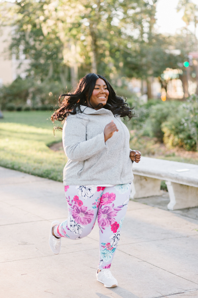 Old Navy Active Wear, Plus Size Activewear, Work out Outfits, Plus Size Workout Outfits, Curvy Fitness, Plus Size Fashion, Musings of a Curvy Lady, Women's Fashion, Athleisure