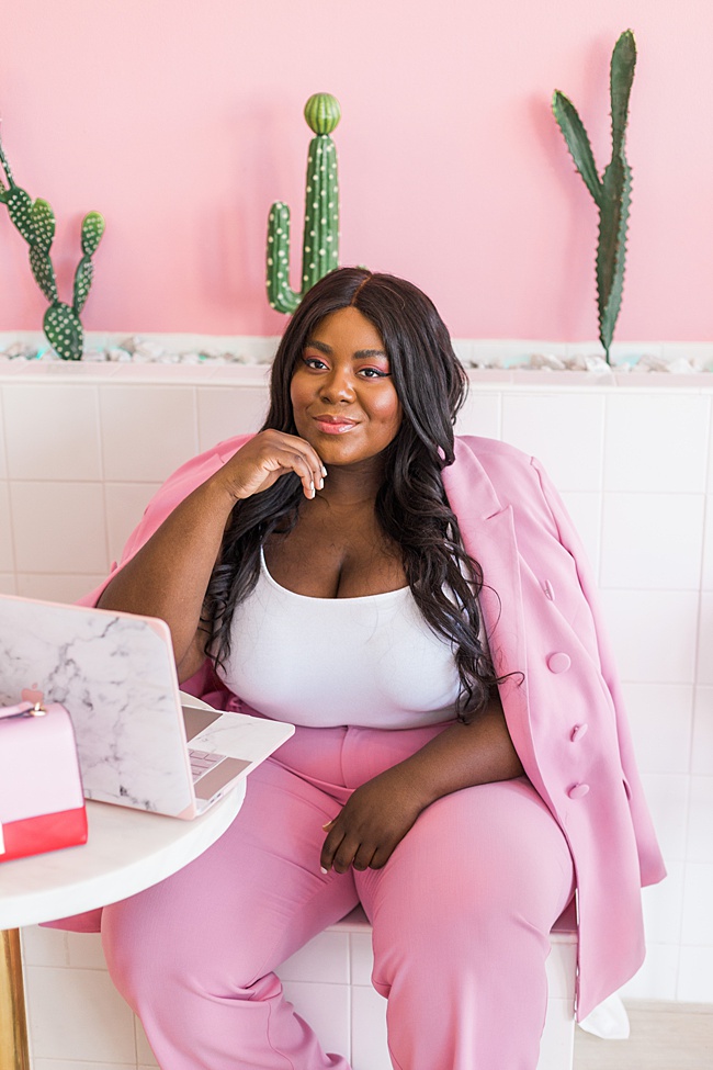 Pink Suit, Millennial Pink, Women's Pink Outfit, Eloquii, Plus Size Fashion, Fashion Blogger, Plus Size At Fashion Week, NYFW, Women's Fashion, Plus Size Outfit ideas, Steve Madden