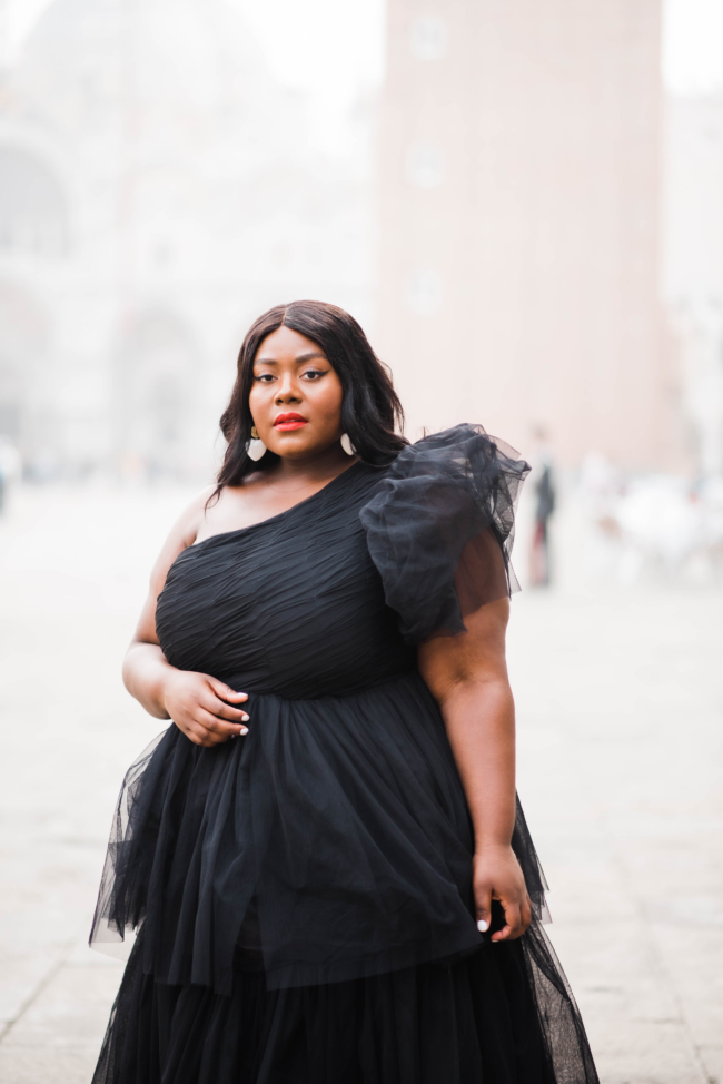 Lace and Beads Tulle Gown in Venice, Italy | Musings of a Curvy Lady