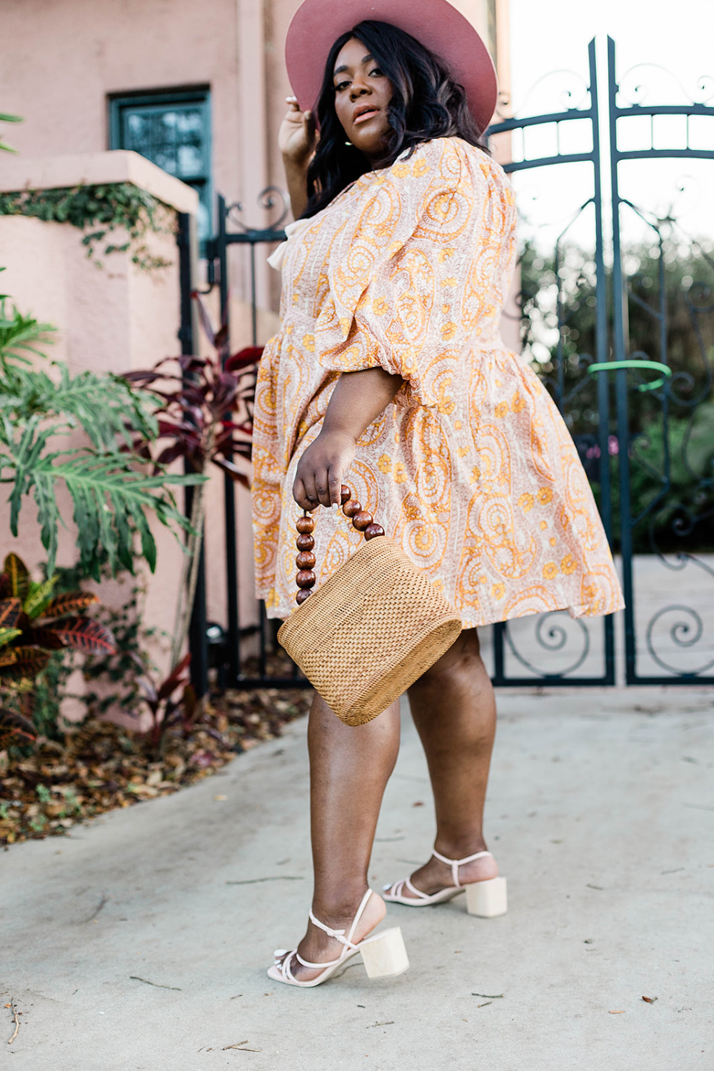Agathe Lace Dress Anthropologie, Plus Size Model, Plus Size Boho, Lack of Color Sierra Rose