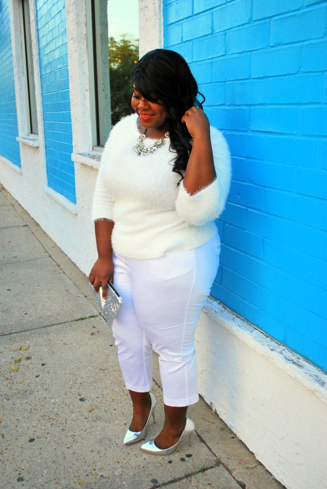 Musings of a Curvy Lady, Plus Size Fashion, Fashion Blogger, Florida, All white outfit, fuzzy sweater, metallic pumps, statement necklace