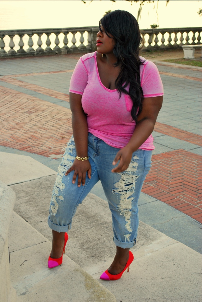 Musings of a Curvy Lady, Plus Size Fashion, Fashion Blogger, Fashion Blog, PS Fashion Blog, Mean Girls, Distressed Boyfriend Jeans, Shoemint, Torrid, On Wednesdays We Wear Pink