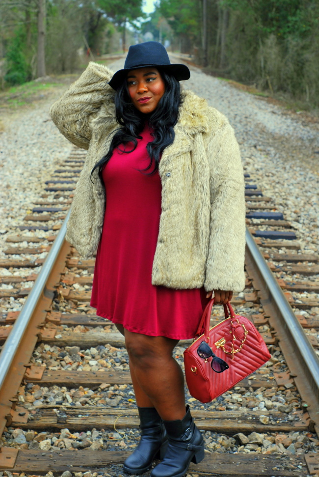 Musings of a Curvy Lady, Fashion Blogger, Plus Size Fashion, Living Doll LA, Swing Dress, marsala, pantone