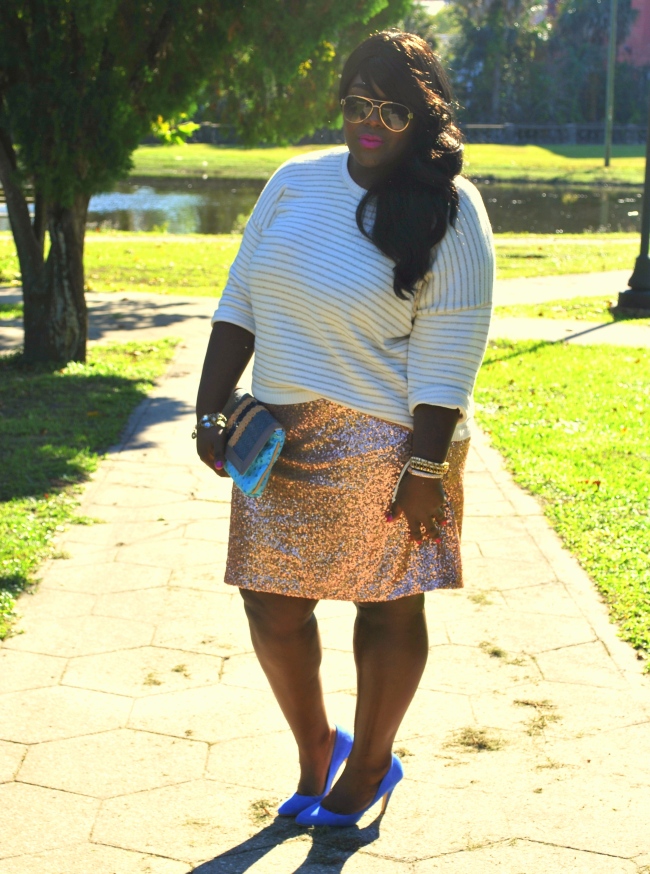 Musings of a Curvy Lady, Plus Size Fashion, PS fashion blog, PS Blogger, Sequined Skirt, Blue suede shoes, casual chic, plus size skirts