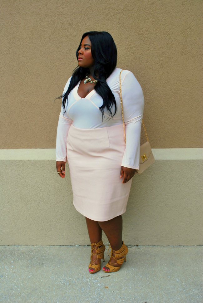 Musings of a Curvy Lady, Plus Size Fashion Blog, Plus Size Fashion, Women's Fashion, OOTD, monochromatic, Statement Necklace, Stella & Lou, Soft Pink, Kim Kardashian Inspired, Soft Neutral Makeup, Curvy, Boohoo, Eloquii, Deb Shops