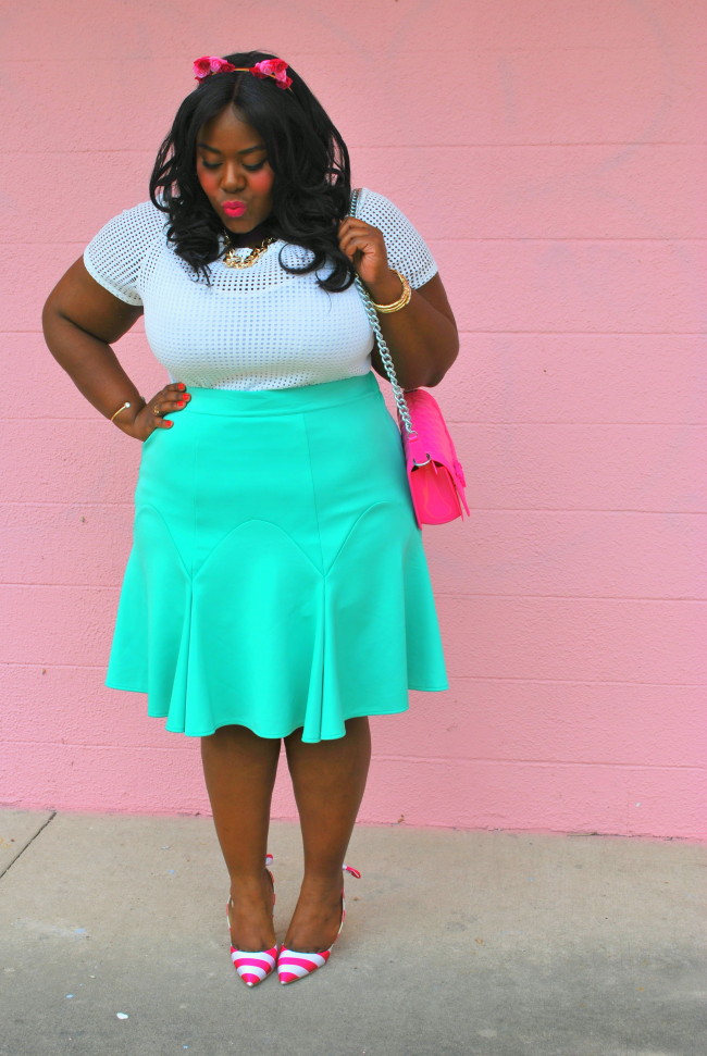 Musings of a Curvy Lady, Plus Size Fashion, Fashion Blogger, Celeb Inspo, Ariana Grande, Kitty Ears, Charlotte Russe, Pink Clubwear, Eloquii, FLippy Skirt, Ashley Stewart