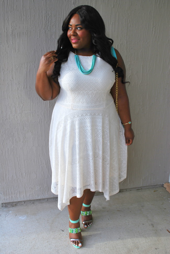 Rethreaded, Jacksonville, Florida, Musings of a Curvy Lady, Plus Size Fashion, Fashion Blogger, London Times Curve, White and Turquoise, BooHoo Official