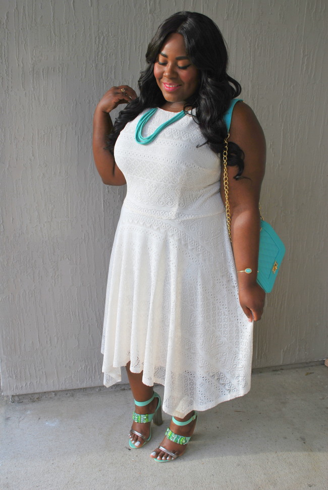 Rethreaded, Jacksonville, Florida, Musings of a Curvy Lady, Plus Size Fashion, Fashion Blogger, London Times Curve, White and Turquoise, BooHoo Official