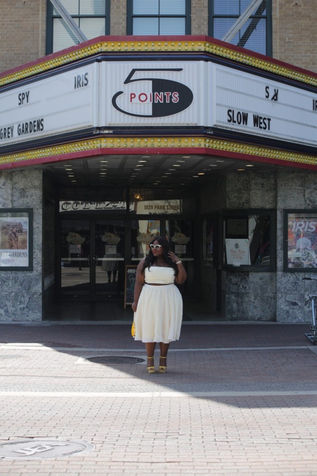 Musings of a Curvy Lady, Plus Size Fashion, Fashion Blogger, Fame Babe, Fame & Partners, Crop Top Set, Vintage Inspired, Lemon Clutch, Summer Outfit, Women's Fashion