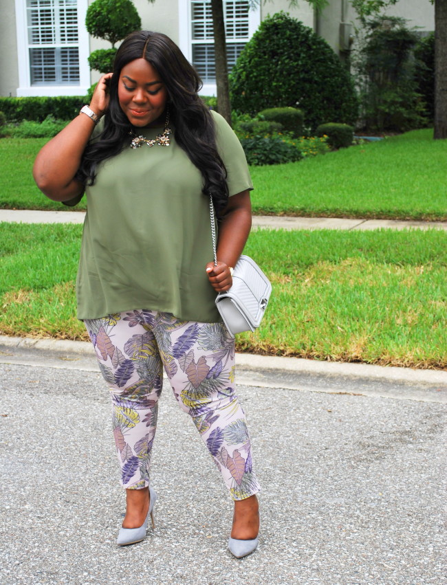 Musings of a Curvy Lady, Cool Gal Blue, #CoolGalTHAMARR, Fashion for the Majority, Plus Size Fashion, Fashion Blogger, Olive Chiffon Top, Palm Printed Pants, Women's Fashion