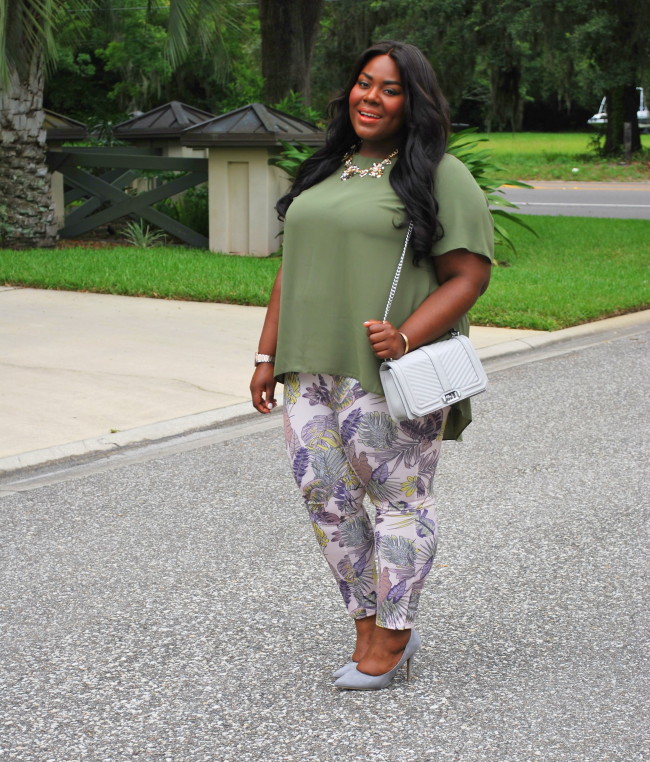 Musings of a Curvy Lady, Cool Gal Blue, #CoolGalTHAMARR, Fashion for the Majority, Plus Size Fashion, Fashion Blogger, Olive Chiffon Top, Palm Printed Pants, Women's Fashion