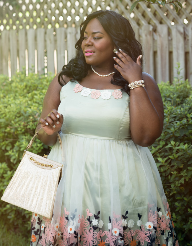 Musings of a Curvy Lady, Plus Size Fashion, Fashion Blogger, ModCloth, Fashion For All, Vintage Inspired, Women's Fashion, Style Hunter, You Got It Right, People StyleWatch, Mad Men Style, Tulle, Satin, Embroidery, Pearl Necklace, Vintage