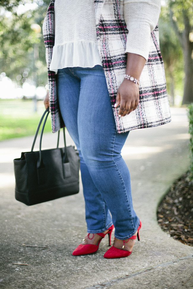 Musings of a Curvy Lady, Plus Size Fashion, Fashion Blogger, Kohl's, Fall Fashion, Plaid Vest, Thakoon for Kohl's, Levi's. Plus Size Jeans, Style Hunter, You Got it Right, #MCBeautyRoadShow, Red liquid Lipstick