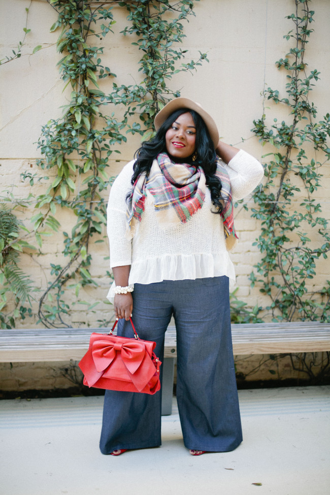 Musings of a Curvy Lady, Plus Size Fashion, Fashion Blogger, Navabi, Style Hunter, #RealOutfitGram, Women's Fashion, Wide Leg Trouser's, Plaid Scarf