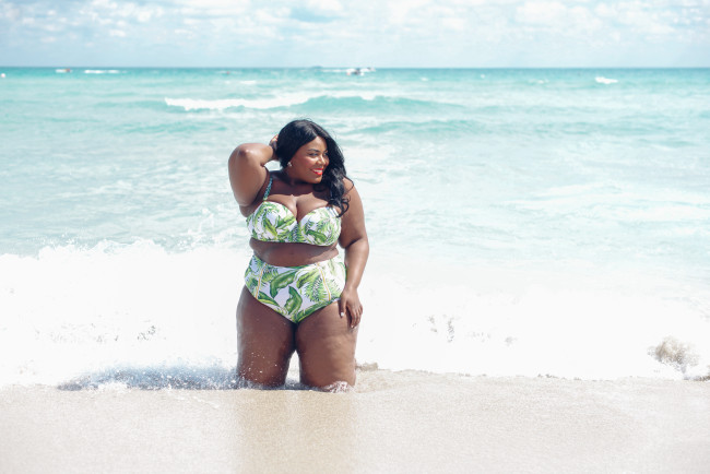 GabiFresh Swimsuits for All, Musings of a Curvy Lady, Plus Size Fashion, Plus Size Swimwear, Travel, Miami Beach, South Beach, Vacation Fashion, FashionBloggerMusingsofaCurvyLadyFashionandLifestyleBlogPhotographySouthBeachMiamiTravel-86