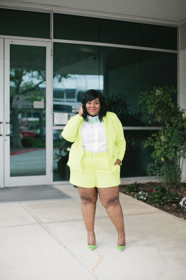 Musings of a Curvy Lady, Plus Size Fashion, Fashion Blogger, Jacksonville, The Chat, Lane Bryant, #ThisBody, Body Positive Advocate, Self Confidence, Redbook Real Women Style Awards, Neon Outfit, Neon Blazer, Neon Shorts, Statement Necklace