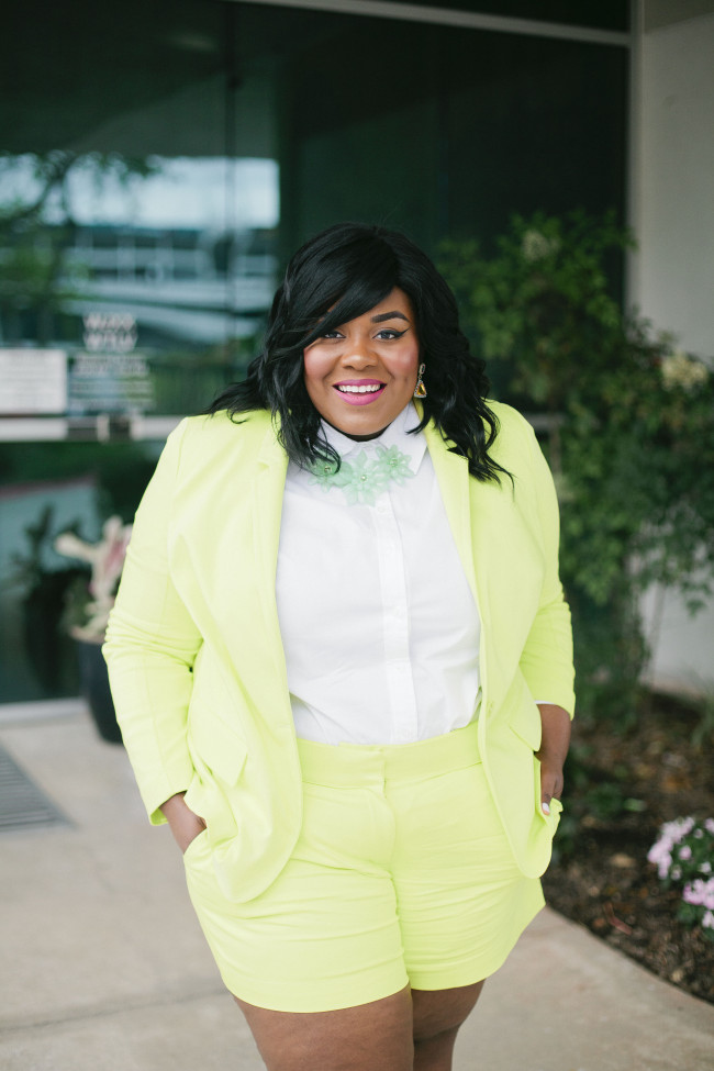 Musings of a Curvy Lady, Plus Size Fashion, Fashion Blogger, Jacksonville, The Chat, Lane Bryant, #ThisBody, Body Positive Advocate, Self Confidence, Redbook Real Women Style Awards, Neon Outfit, Neon Blazer, Neon Shorts, Statement Necklace