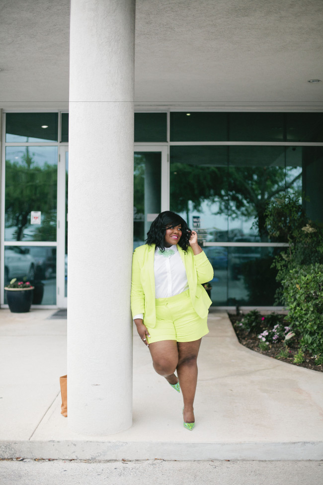 Musings of a Curvy Lady, Plus Size Fashion, Fashion Blogger, Jacksonville, The Chat, Lane Bryant, #ThisBody, Body Positive Advocate, Self Confidence, Redbook Real Women Style Awards, Neon Outfit, Neon Blazer, Neon Shorts, Statement Necklace