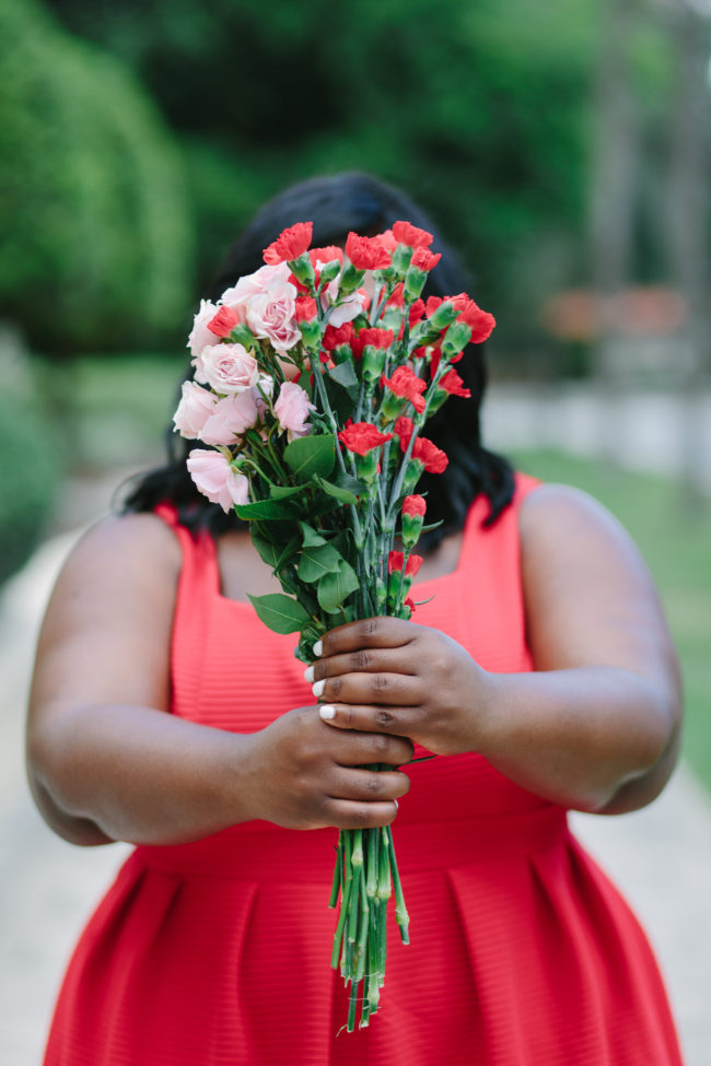 Musings of a Curvy Lady, Plus Size Fashion , Fashion Blogger, Style Blogger, Simply Be, Red Dress, Heart Cut Out Dress, Flowers, Carnations, Roses, Jacksonville, Orlando, Tampa, Miami, Florida, Women's Fashion, OOTD, Red Fit and Flare Dress, Style Hunter, The Outfut