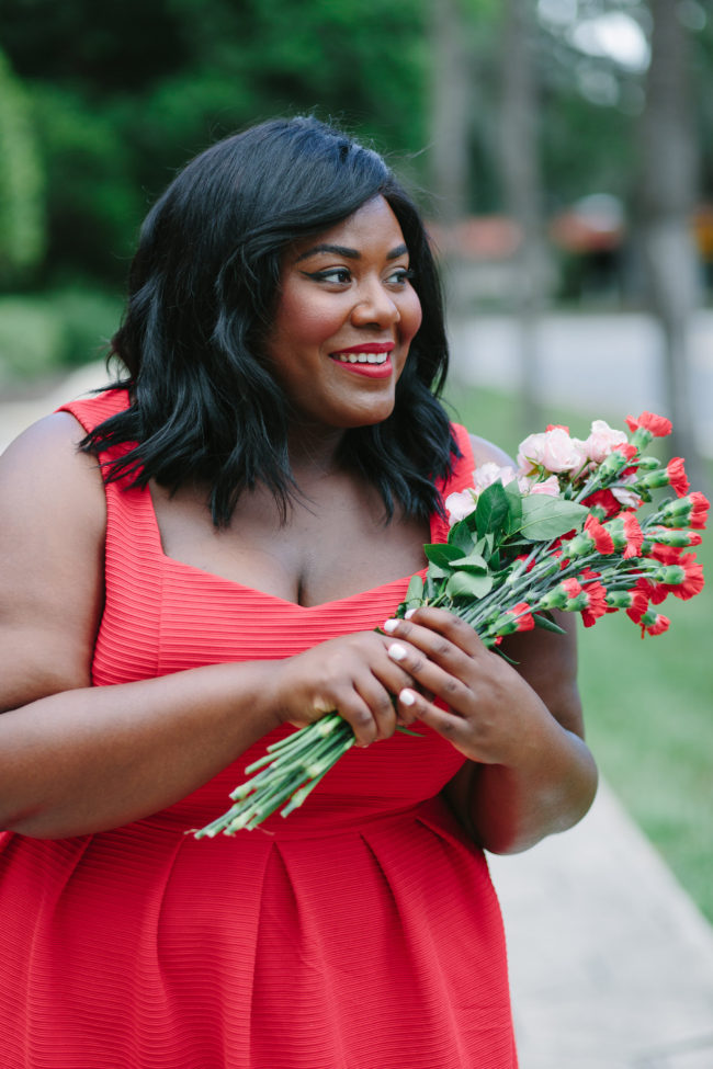 Musings of a Curvy Lady, Plus Size Fashion , Fashion Blogger, Style Blogger, Simply Be, Red Dress, Heart Cut Out Dress, Flowers, Carnations, Roses, Jacksonville, Orlando, Tampa, Miami, Florida, Women's Fashion, OOTD, Red Fit and Flare Dress, Style Hunter, The Outfut