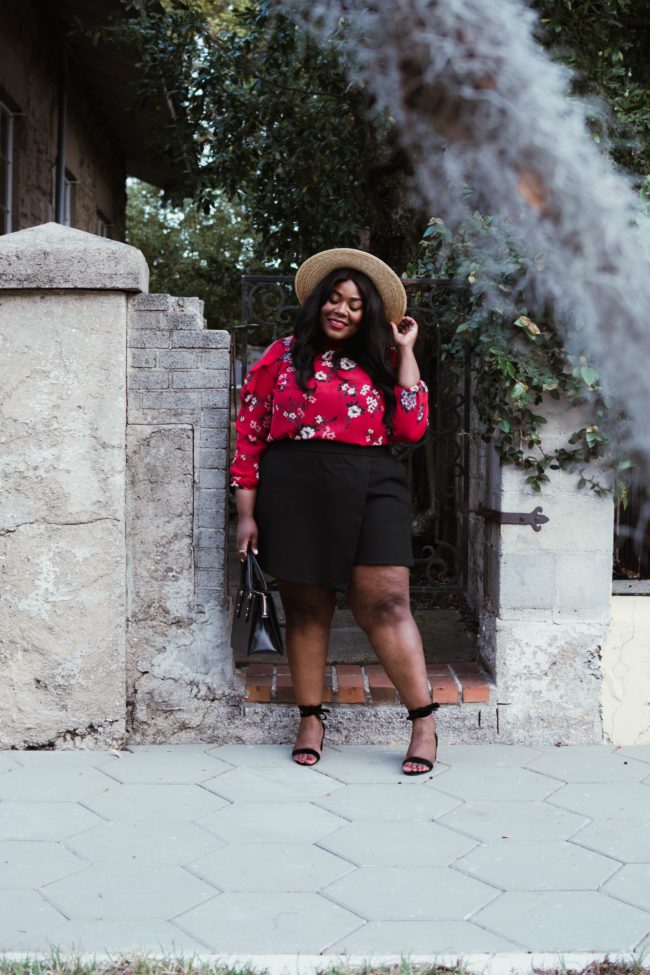 Musings of a Curvy Lady, Plus Size Fashion, Fashion Blogger, Simply Be, Spring Fashion, Cold Shoulder Trends, Ruffle Blouse, Floral Print, Boater Hat, Parisian Inspired, Women's Fashion