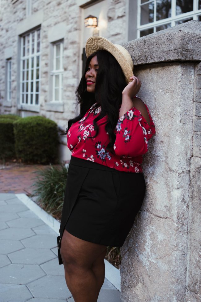 Musings of a Curvy Lady, Plus Size Fashion, Fashion Blogger, Simply Be, Spring Fashion, Cold Shoulder Trends, Ruffle Blouse, Floral Print, Boater Hat, Parisian Inspired, Women's Fashion