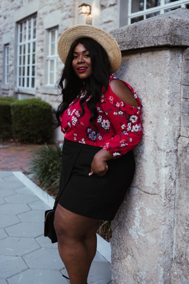 Musings of a Curvy Lady, Plus Size Fashion, Fashion Blogger, Simply Be, Spring Fashion, Cold Shoulder Trends, Ruffle Blouse, Floral Print, Boater Hat, Parisian Inspired, Women's Fashion