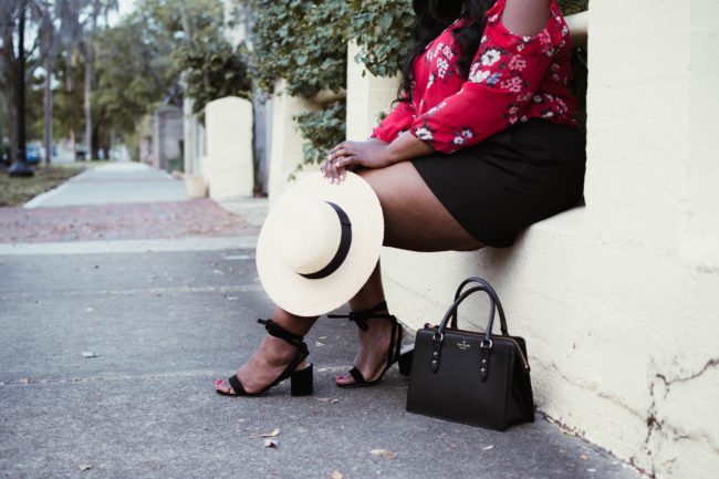 Musings of a Curvy Lady, Plus Size Fashion, Fashion Blogger, Simply Be, Spring Fashion, Cold Shoulder Trends, Ruffle Blouse, Floral Print, Boater Hat, Parisian Inspired, Women's Fashion