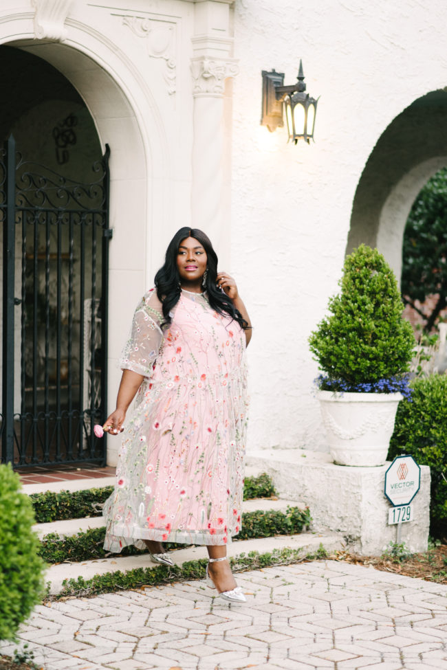 Musings of a Curvy Lady, Plus Size Fashion, Fashion Blogger, Maxi Dress, Spring Fashion, Ranaculus, ASOS Curve Salon, Pink, OOTD, Women's Fashion