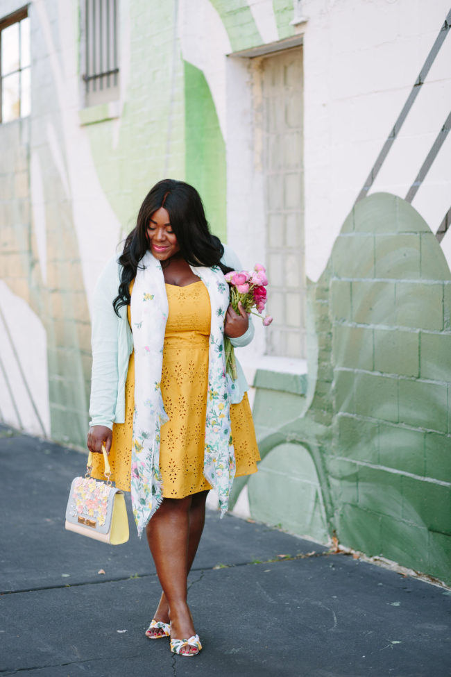 Musings of a Curvy Lady, Plus Size Fashion, Fashion Blogger, Old Navy, Greenhouse Charm Collection, #SayHi, Eyelet Dress, Spring Dresses, Cardigan, Mules, ShoeDazzle, Lemon Print Mules, Ranunculus, Jacksonville, Florida, Curvy Fashion, OOTD, Women's Fashion 