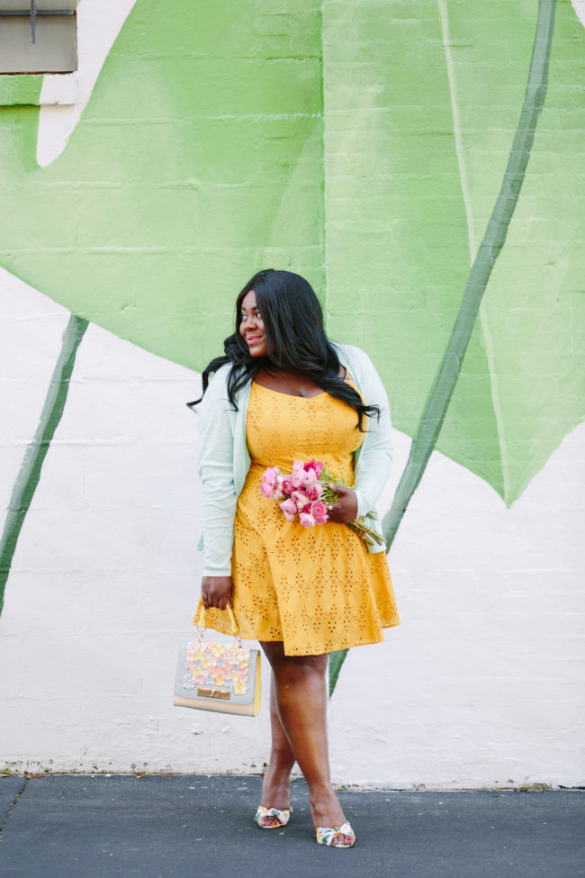 Musings of a Curvy Lady, Plus Size Fashion, Fashion Blogger, Old Navy, Greenhouse Charm Collection, #SayHi, Eyelet Dress, Spring Dresses, Cardigan, Mules, ShoeDazzle, Lemon Print Mules, Ranunculus, Jacksonville, Florida, Curvy Fashion, OOTD, Women's Fashion 