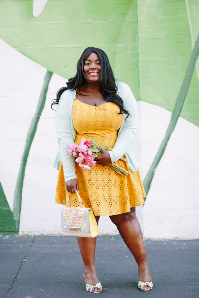 Musings of a Curvy Lady, Plus Size Fashion, Fashion Blogger, Old Navy, Greenhouse Charm Collection, #SayHi, Eyelet Dress, Spring Dresses, Cardigan, Mules, ShoeDazzle, Lemon Print Mules, Ranunculus, Jacksonville, Florida, Curvy Fashion, OOTD, Women's Fashion 