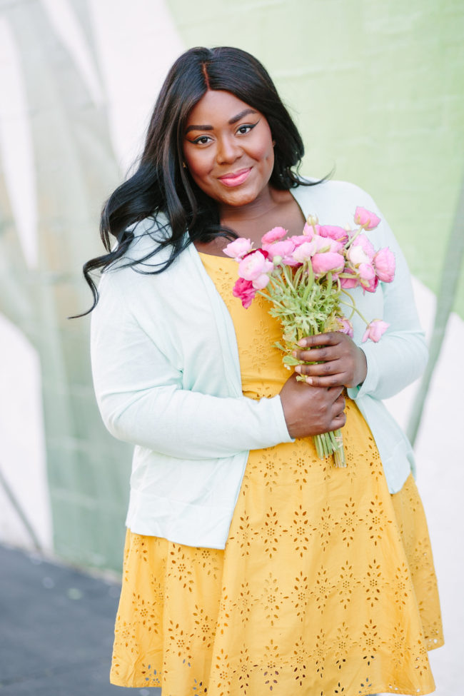 Musings of a Curvy Lady, Plus Size Fashion, Fashion Blogger, Old Navy, Greenhouse Charm Collection, #SayHi, Eyelet Dress, Spring Dresses, Cardigan, Mules, ShoeDazzle, Lemon Print Mules, Ranunculus, Jacksonville, Florida, Curvy Fashion, OOTD, Women's Fashion 