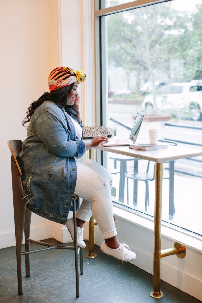 Musings of a Curvy Lady, Plus Size Fashion, Fashion Blogger, Rachel Roy Curvy, Summer Style, Summer Fashion, Women's Fashion, Turban, Statement Clutch, Denim Jacket, White Jeans, All White Outfit, Curvy Style, Fashion Ideas, Weekend Style