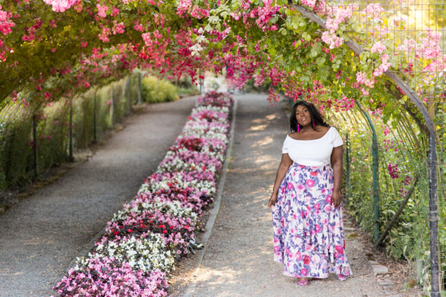 Musings of a Curvy Lady, Plus Size Fashion, Fashion Blogger, Fame & Partners, Maxi Skirt, Floral Maxi Dress, Tacoma, Seattle, Washington, Rose Garden, Point Defiance Park