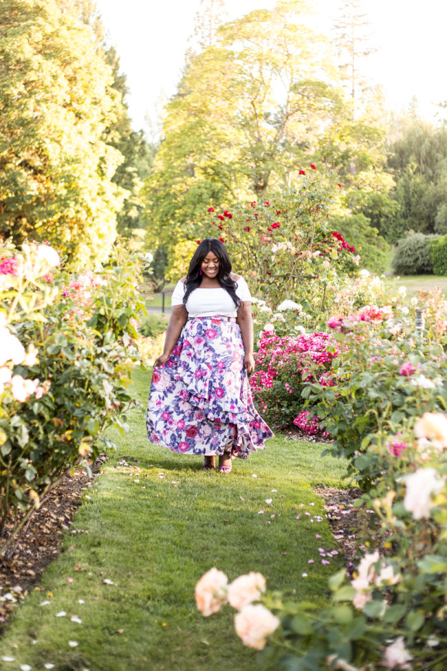 Musings of a Curvy Lady, Plus Size Fashion, Fashion Blogger, Fame & Partners, Maxi Skirt, Floral Maxi Dress, Tacoma, Seattle, Washington, Rose Garden, Point Defiance Park