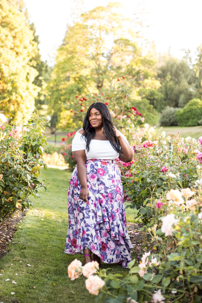 Musings of a Curvy Lady, Plus Size Fashion, Fashion Blogger, Fame & Partners, Maxi Skirt, Floral Maxi Dress, Tacoma, Seattle, Washington, Rose Garden, Point Defiance Park