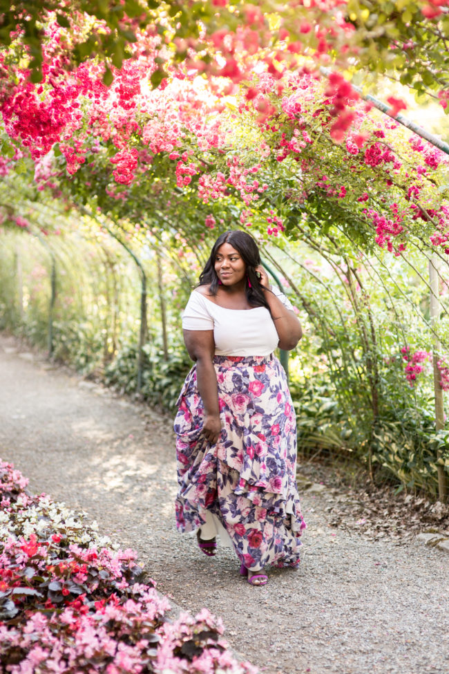 Musings of a Curvy Lady, Plus Size Fashion, Fashion Blogger, Fame & Partners, Maxi Skirt, Floral Maxi Dress, Tacoma, Seattle, Washington, Rose Garden, Point Defiance Park