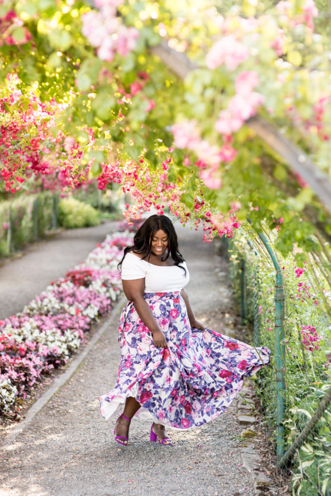 Musings of a Curvy Lady, Plus Size Fashion, Fashion Blogger, Fame & Partners, Maxi Skirt, Floral Maxi Dress, Tacoma, Seattle, Washington, Rose Garden, Point Defiance Park