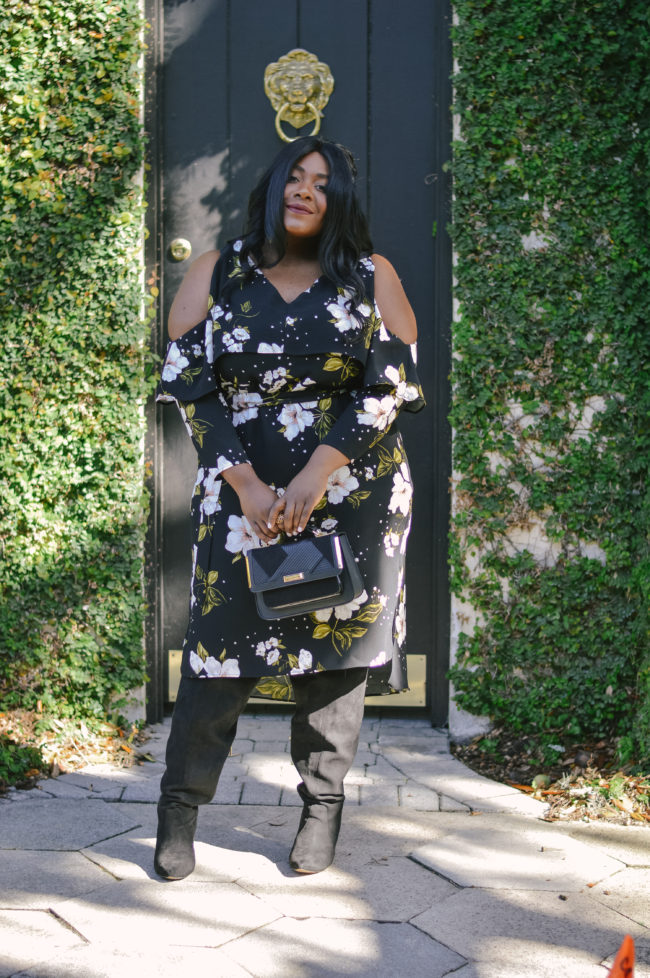 Musings of a Curvy Lady, Plus Size Fashion, River Island, #ImWearingRI, Dark Floral Dress, Fall Fashion