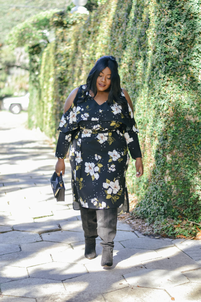 Musings of a Curvy Lady, Plus Size Fashion, River Island, #ImWearingRI, Dark Floral Dress, Fall Fashion