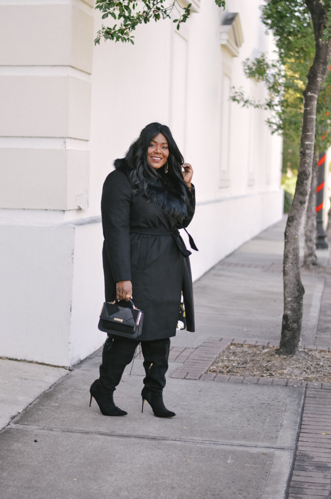 Musings of a Curvy Lady, Plus Size Fashion, Fashion Blogger, River Island, Fall Fashion, Plus Size Coat, Faux Fur Collar, Winter Fashion, Women's Black Robe Coat